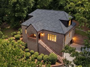 911 Velmont Ln, Birmingham, AL 35226