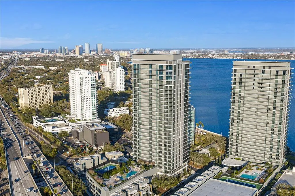 Building Photo - 3015 S Ysabella Ave #1503