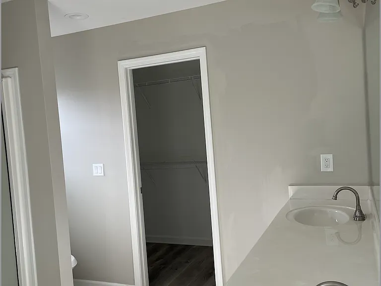 959 Park Knoll Ct — Photo 11