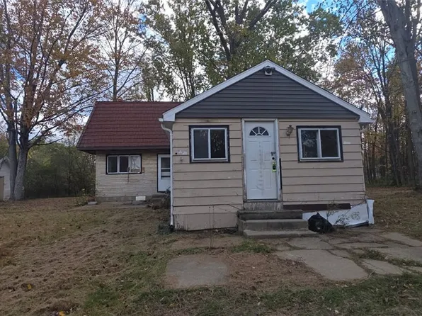 9497 Harrison St, Angola, NY 14006