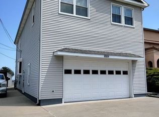29824 Jefferson Ave, Saint Clair Shores, MI 48082