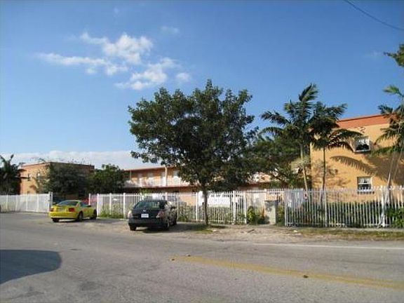 2nd image of 1265 W 24th St APT 108