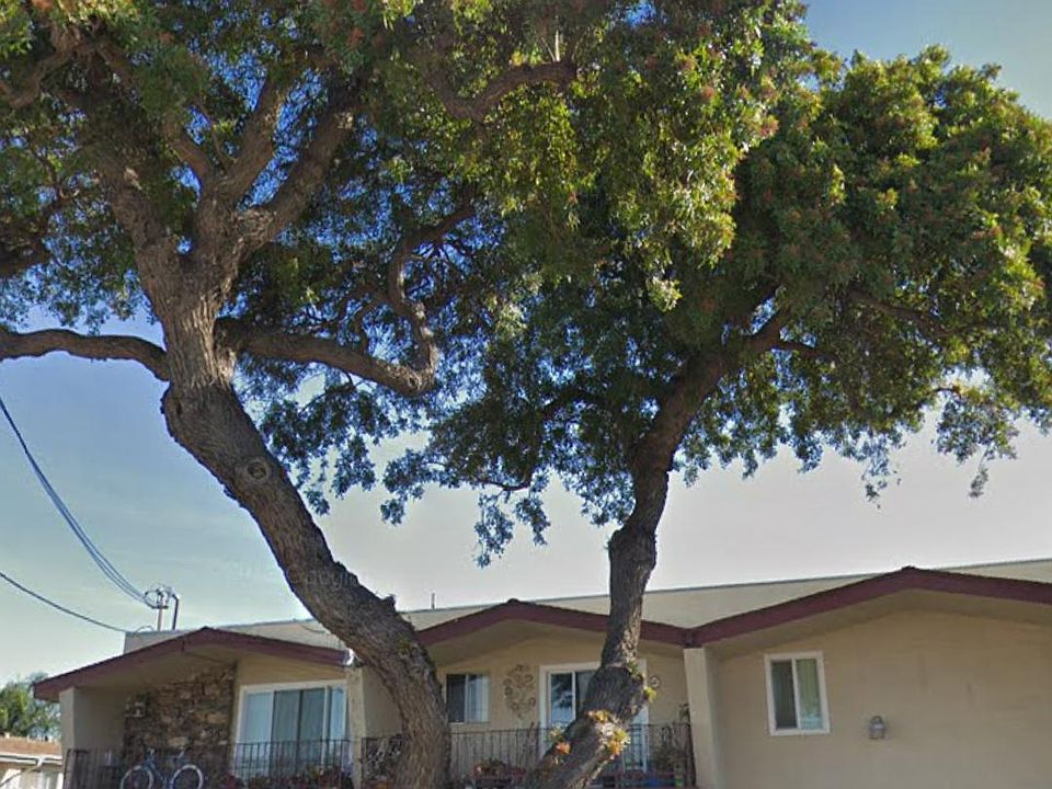 1st image of 13872 La Pat Pl #6