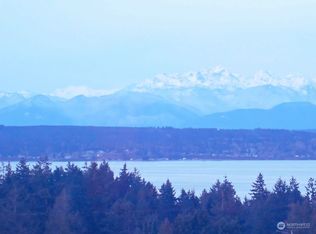 19046 11th Ave NW, Shoreline, WA 98177