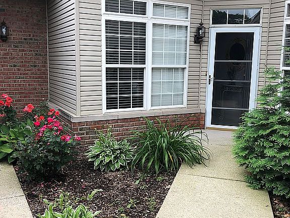 3rd image of 12442 W Cheshire Ct