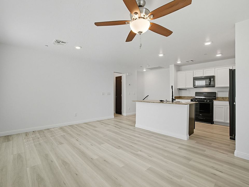 1st image of 4575 Pencester St