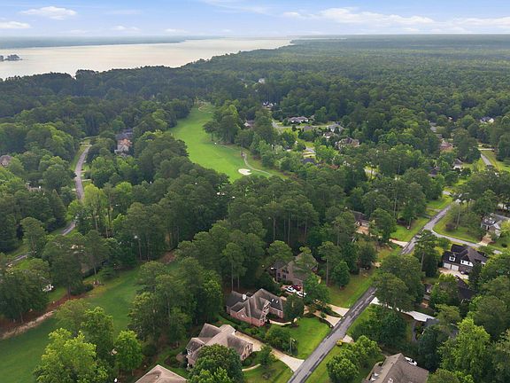 3rd image of 206 Appomattox Lane