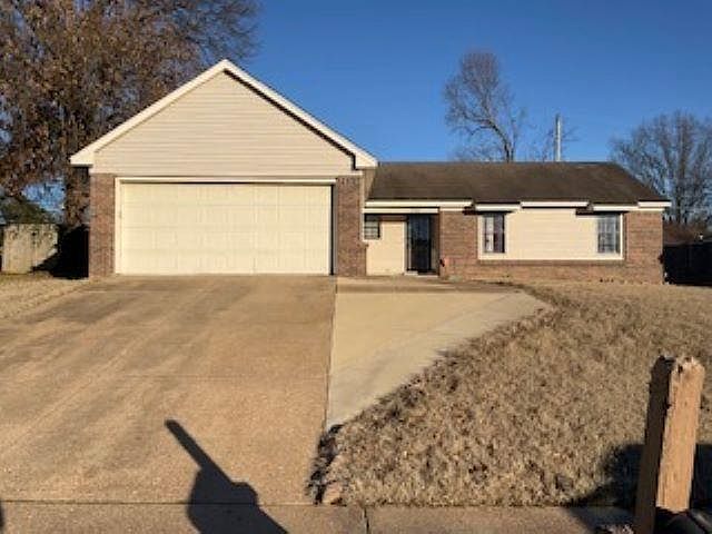 1st image of 4562 Hickory Branch Dr