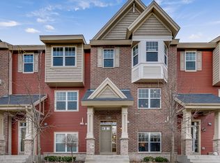 11836 Emery Village Dr N, Champlin, MN 55316