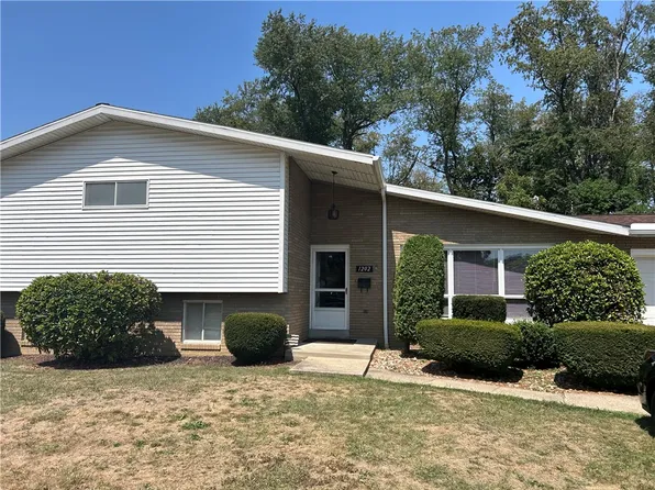 1202 W Green St, Connellsville, PA 15425