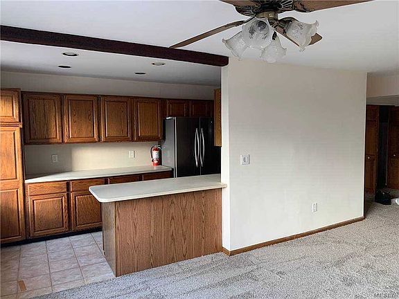 3rd image of 280 Guy Lombardo Ave APT 4R