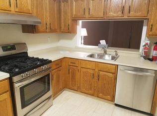 305 Woodbridge Comns Way, Iselin, NJ 08830