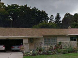 8157 N Green Bay Rd, Brown Deer, WI 53209