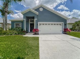 11915 Summer Springs Dr, Riverview, FL 33579