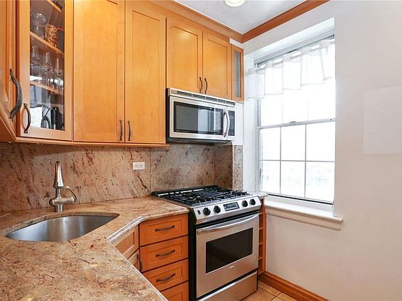 4th image of 1815 Palmer Ave APT 3J