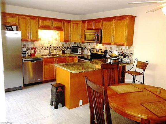 3rd image of 5574 Malt Dr APT 2