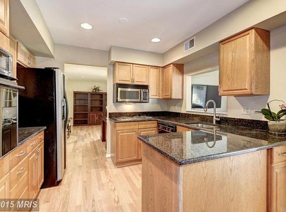 5th image of 13151 Madonna Ln