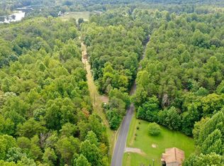 2 Randolph Creek Rd, New Canton, VA 23123