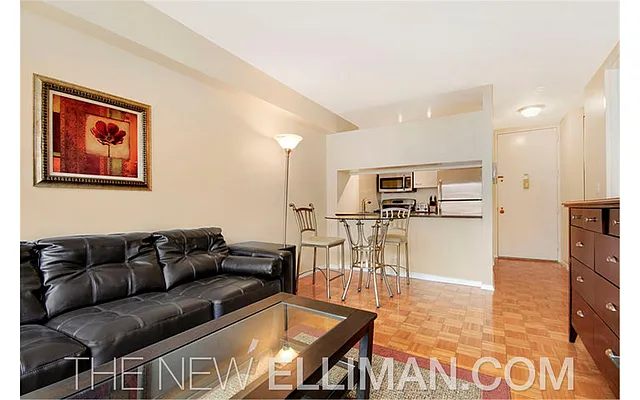 Rented by Douglas Elliman | media 7