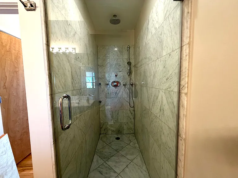 2157 N Damen Ave #305 — Photo 33