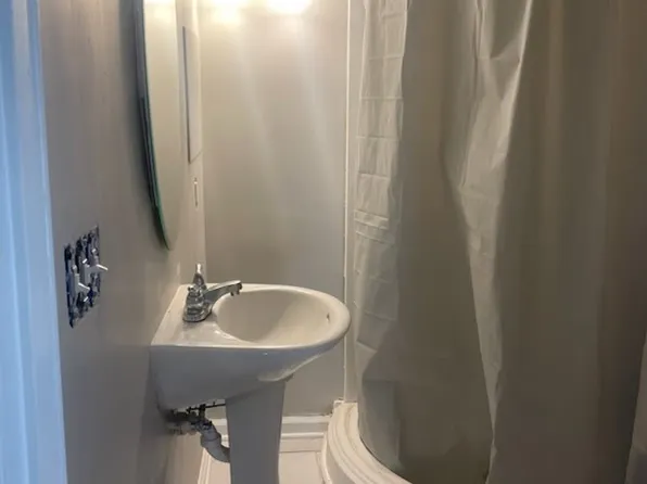 2332 Springside Ln, Decatur, GA 30032