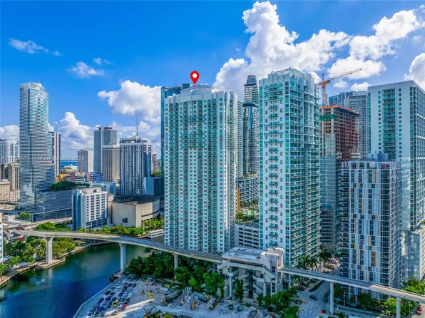 31 SE 5th St APT 2007, Miami, FL 33131