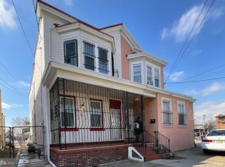 49 S 27th St, Camden, NJ 08105