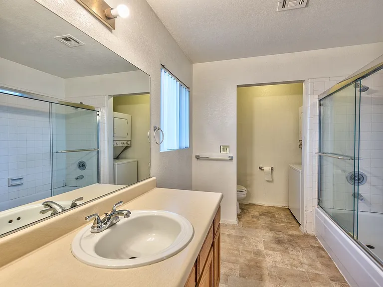 587 Sellers Pl — Photo 13