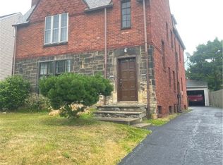 3645 Winchell Rd, Shaker Heights, OH 44122