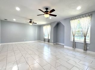 1022 Lewis Dr, Daytona Beach, FL 32117