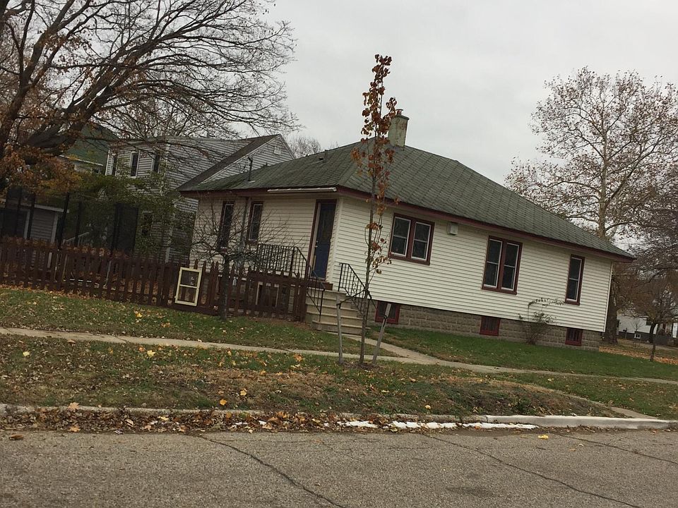 1st image of 801 Grant Ave