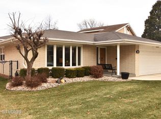 10833 Laramie Ave, Oak Lawn, IL 60453