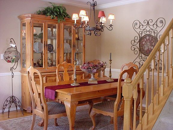 2nd image of 81 Deer Valley Dr
