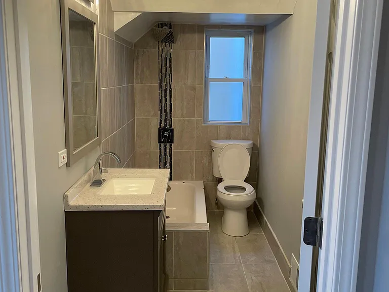855 N Parkside Ave #1F — Photo 6