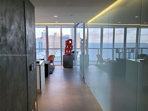 3rd image of 495 Brickell Ave #2901I