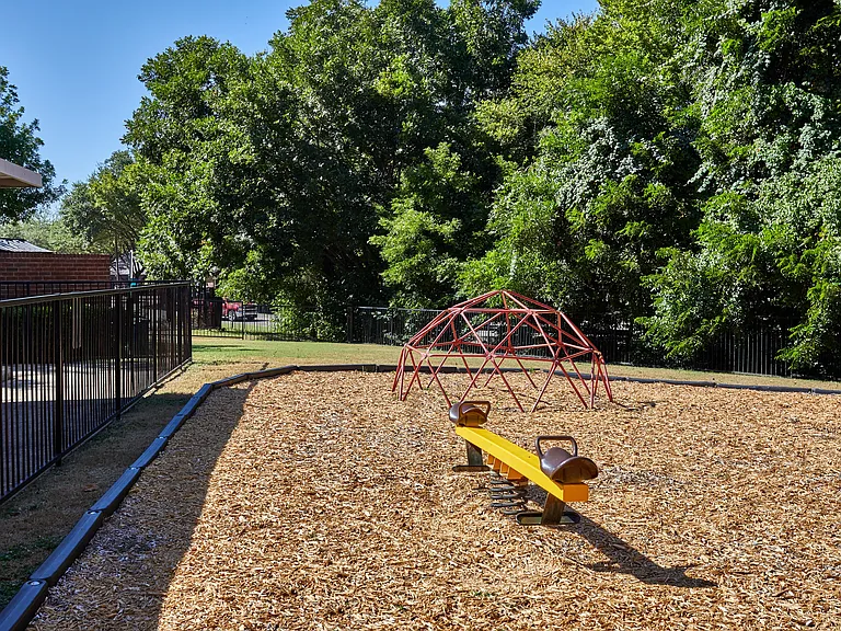 Creekwood Place — Photo 10
