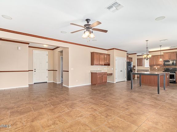 3rd image of 5519 W KOWALSKY Lane