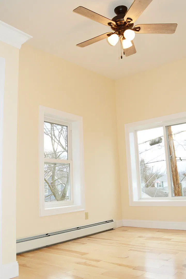 86 Pitkin St — Photo 3