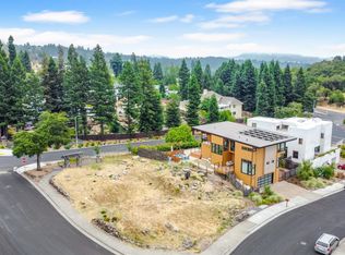 2100 Vintage Circle, Santa Rosa, CA 95404