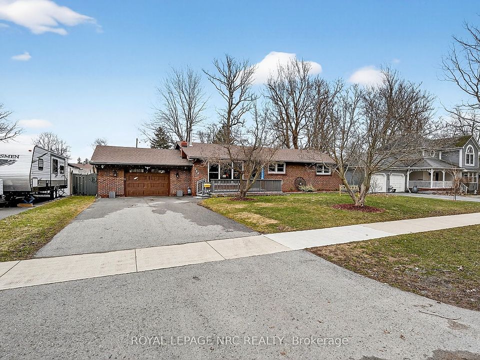 1st image of 700 Lakeside Rd