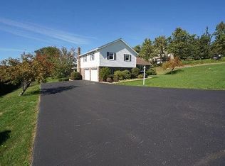 415 Independence Ct, Uniontown, PA