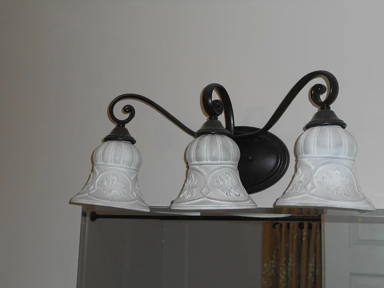 lighting in bathroom