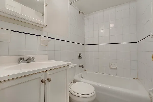 Rented by Compass | media 11