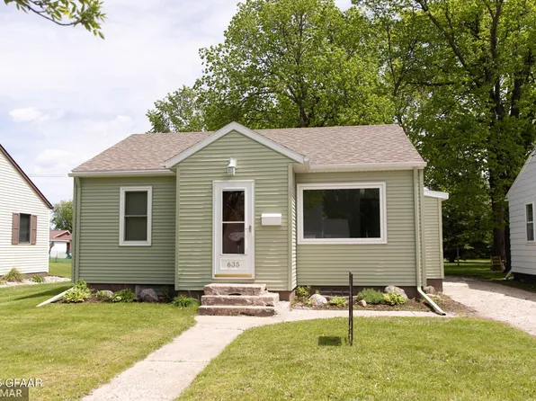 635 Washington Ave, Crookston, MN 56716