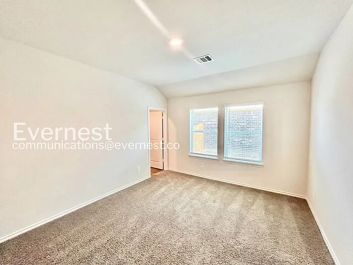 324 Wild Rye Cir — Photo 7