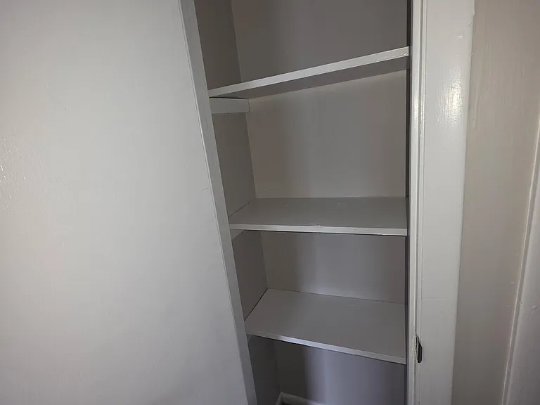 1016 Legislative Ln — Photo 12