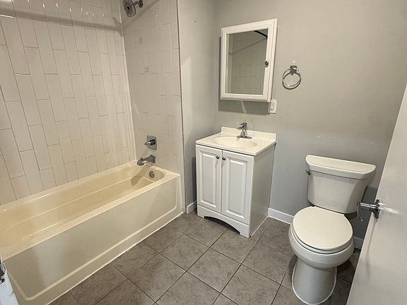 5th image of 198 Harrison St Floor 2