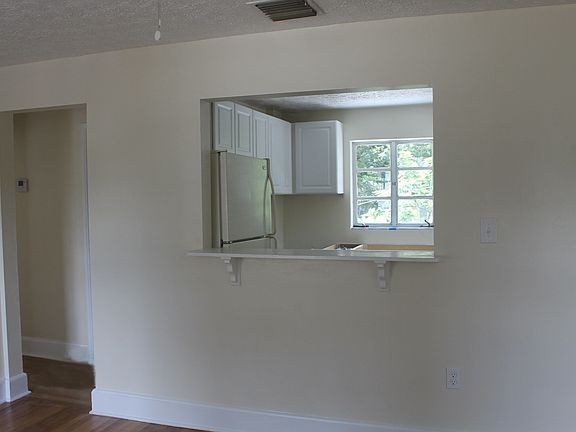 5th image of 1016 1/2 Atkins Pl