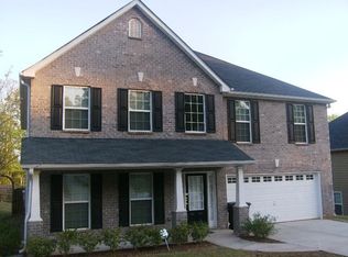 5527 Mossy View Dr, Douglasville, GA