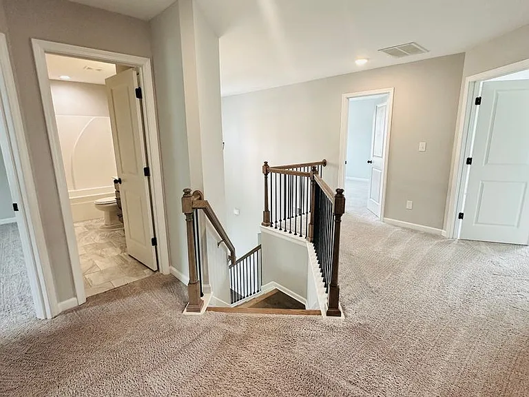 317 Shoshone Cir — Photo 19